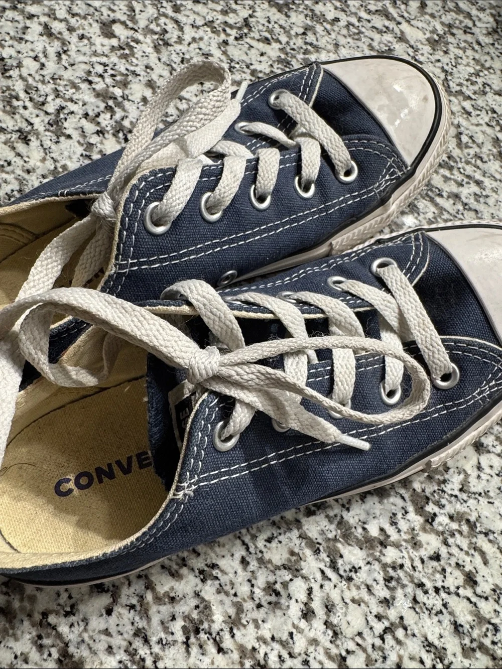Converse kids low